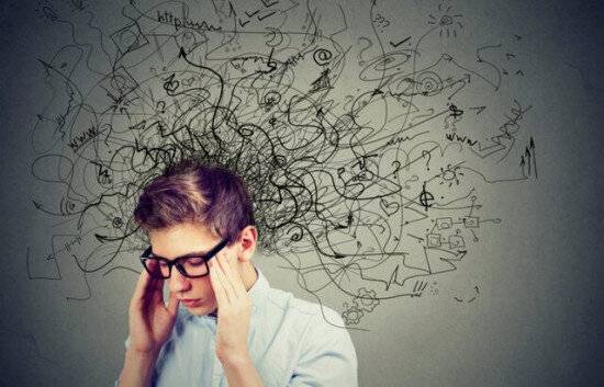 علل نگرانی بیش از حد برای آینده در نوجوانان و راهکارهای کنترل آن